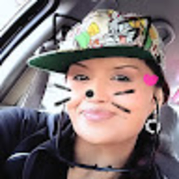 christinewes752